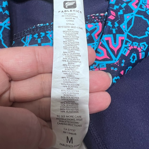 NWOT Never worn Fabletics cop legging - Picture 6 of 6